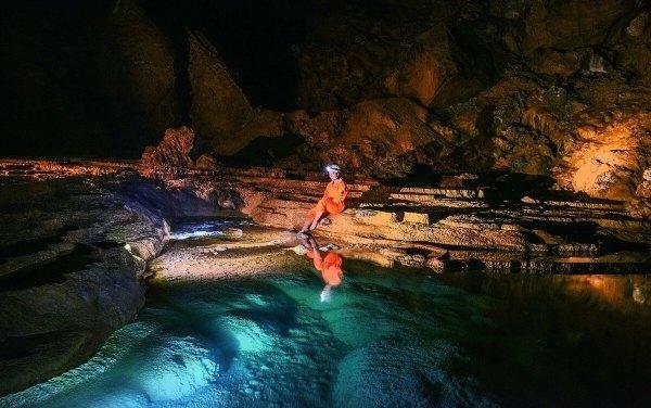 高新区凤凰社区开展 敬老爱老孝亲活动